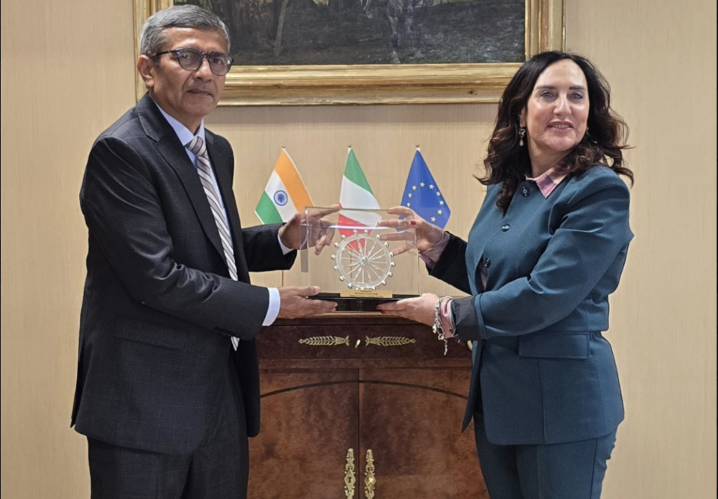 Defence Secretary Rajesh Kumar Singh Calls on Italian Defence Minister in Rome to Further Enhance Bilateral Defence Cooperation